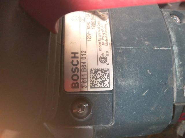 Bosch hammer drill. 5/8" drive w/ tooling in Power Tools in Leamington - Image 2