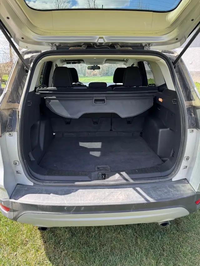 2014 Ford Escape SE in Cars & Trucks in Edmonton - Image 8
