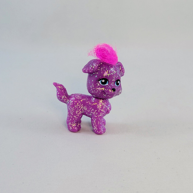 Polly Pocket Purple Glitter Dog Sparkle With Hair Toy Figurine R dans Jouets et jeux  à Comté de Strathcona - Image 2