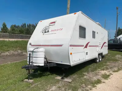 Nice camper new tires new floor water proof, ￼new air vents with fridge and stove and microwave