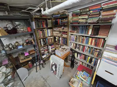 Prudhommes Market NEW VENDOR COMICS TOYS COLLECTIBLES ANTIQUES, View more