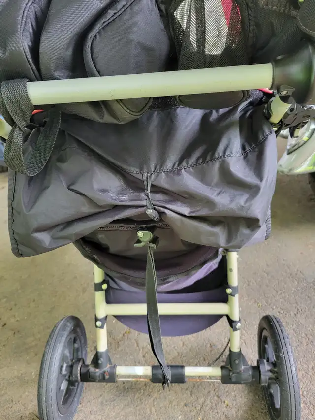 City Elite sport stroller in Strollers, Carriers & Car Seats in Annapolis Valley - Image 5
