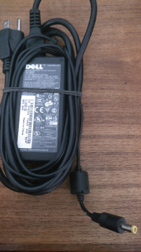 Dell PA-16 AC Adapter TD231 PA-1600-06D2 Genuine