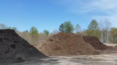 Topsoil, stone, mulch, compost, gravel, patio stone, asphalt, screened fill delivery and removal ser...