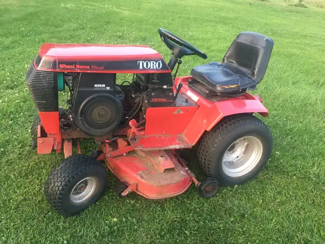 toro wheelhorse in Lawnmowers & Leaf Blowers in Trenton - Image 2