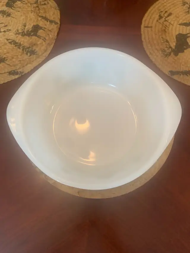 VINTAGE ‘ GLASBAKE GREEN DAISY  2 Qt !  in Kitchen & Dining Wares in Mississauga / Peel Region - Image 5