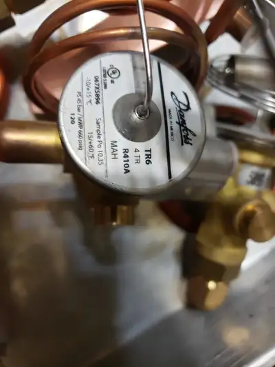 Danfoss 4 Ton R410a TXV brand new 50$ each