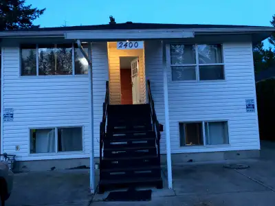 Pemberton Heights - North Vancouver - quiet and serene. One Bedroom is available for rent starting 1...