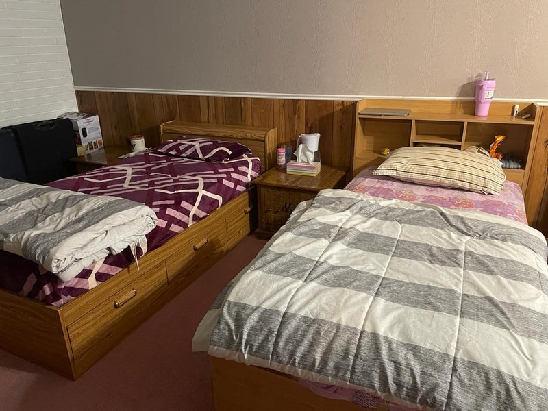 FULLY FURNISHED BASEMENT WITH PERSONAL BATHROOM FOR 1 OR 2 GIRLS Long