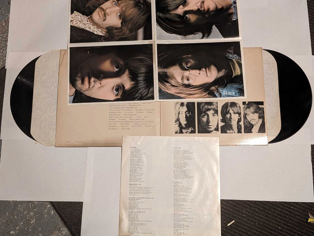Vintage vinyl records the Beatles white album Canadian pressing in Arts & Collectibles in Moncton - Image 3