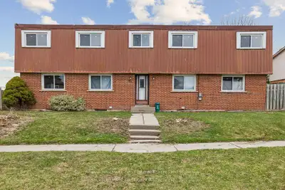 4 two storey townhomes 2-2 bedroom, 2-3 bedroom.$487,500 per unit. Individual yards and basements. B...