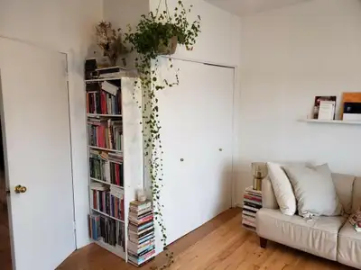 Sublet: April 1-June 30 (3 months). Preference will go to someone who wants the entire duration, but...