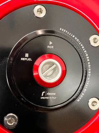 Ducati Rizoma Racing quick turn fuel cap lid light weight billet