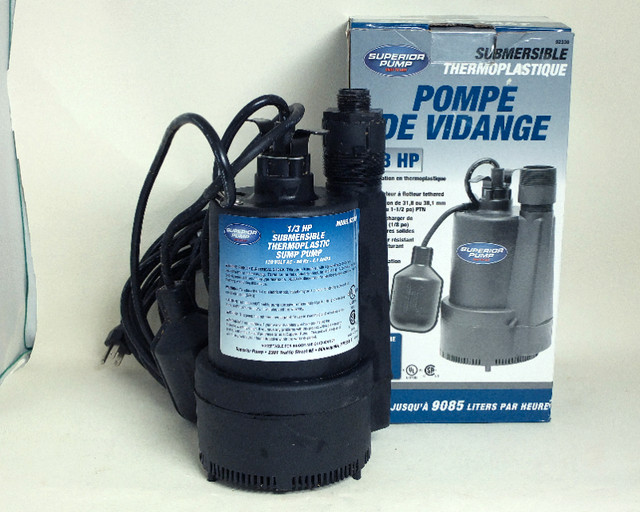 Superior Pump 1/3HP Float Switch Sump Pump 2400 GPH LN $80 in Plumbing, Sinks, Toilets & Showers in Markham / York Region
