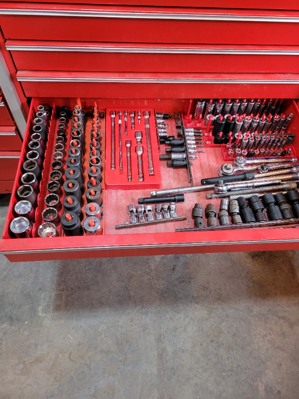 Coffre d`outils Snap On 50x20x45H in Tool Storage & Benches in Gatineau - Image 3