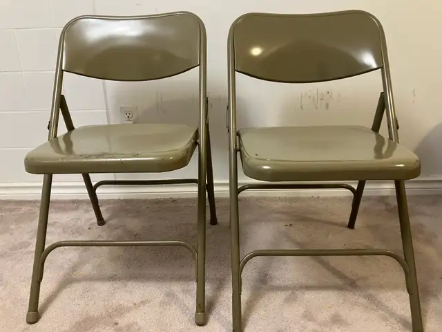 Metal Folding Chairs | Chairs & Recliners | City of Toronto | Free ...