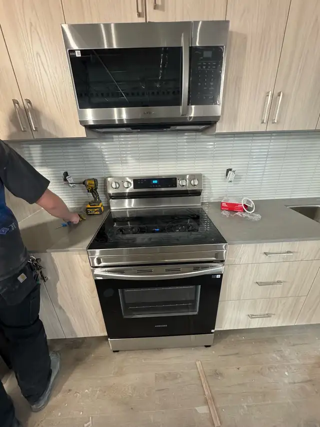 Appliance installer 441978907001497603