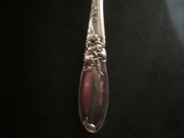 Service for 8 - WHITE ORCHID silverware set in Arts & Collectibles in Edmundston - Image 3