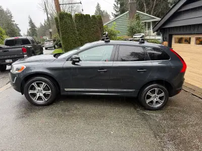 Selling our 2014 Volvo XC60 T6 AWD (3.0L turbo). Odometer approx. 274,000 km. Great family SUV, only...