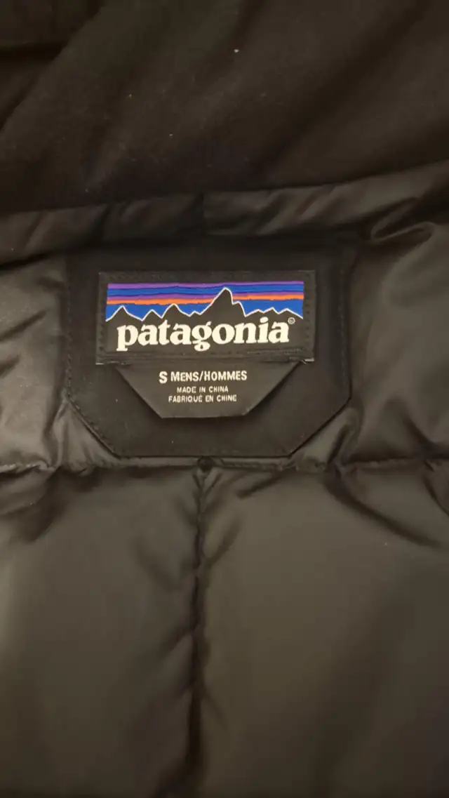 Patagonia Wanaka Down Jacket Men Size S in Men's in City of Toronto - Image 7