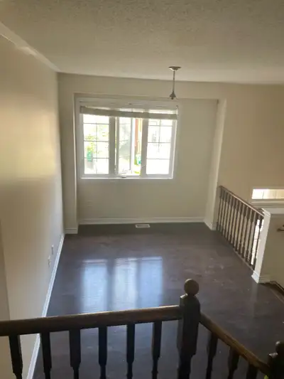 Spacious townhome for immediate occupation. 3 Large bedrooms upstairs. Wide kitchen with a space for...