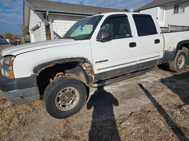 2003 chevrolet silverado 2500 HD. in Cars & Trucks in Edmonton - Image 3