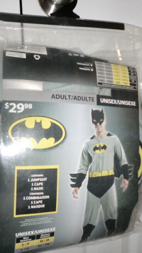BATMAN Adult Unisex Halloween costume, Man size S, NEW