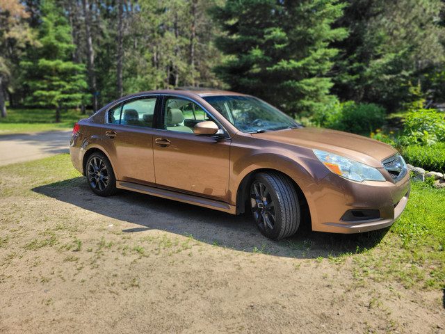 2011 Subaru Legacy 3.6R in Cars & Trucks in Gatineau - Image 3