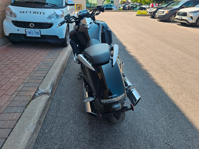 2014 Honda Valkyrie F6C ABS in Street, Cruisers & Choppers in City of Toronto - Image 4