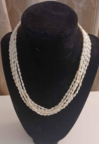 Freshwater 14k pearl necklace, in Penticton