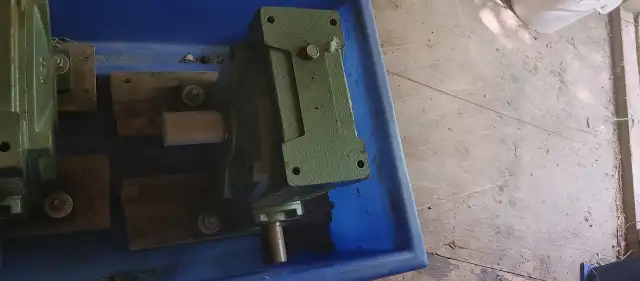 Large 60:1 worm gear reduction in Power Tools in Regina - Image 4