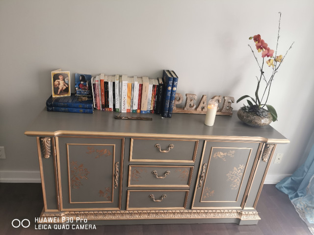 Refinished Dresser in Dressers & Wardrobes in Ottawa - Image 3