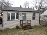 St. Vital House (Bungalow) for Rent $1100 per month