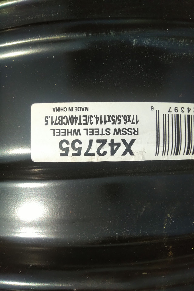 Honda HRV 17 inch steel rims 114.3 in Tires & Rims in Oshawa / Durham Region - Image 4