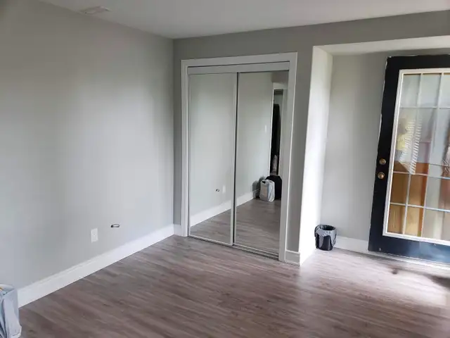 1 Bedroom walkout basement for rent in Long Term Rentals in Mississauga / Peel Region - Image 4