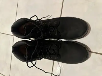 Women’s 7 timberlands, View more