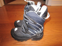 Geox size 10.5 toddler boots