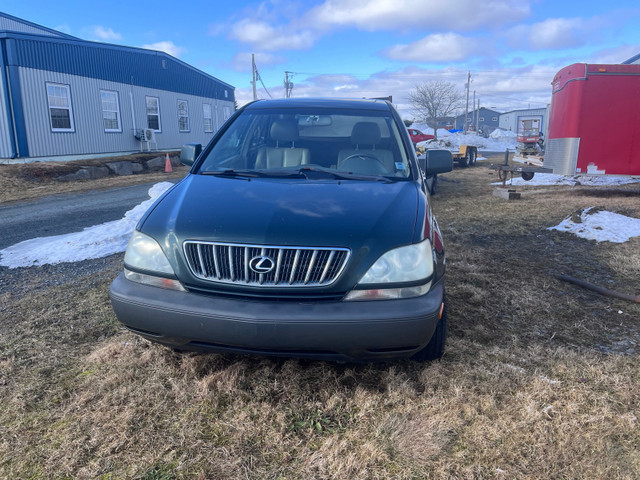 2001 Lexus RX 300 - Parts Only  in Auto Body Parts in City of Halifax - Image 2