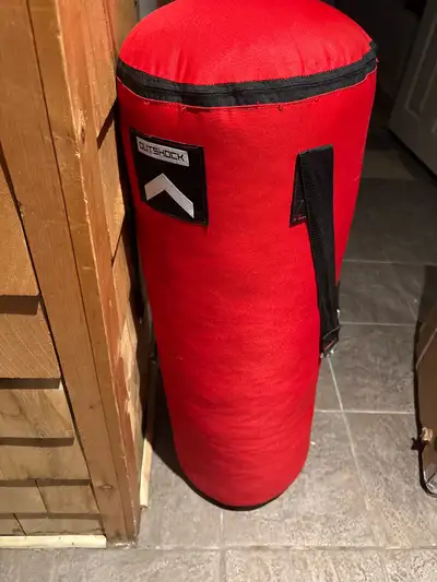 sac de boxe enfant avec gants 8oz, View more