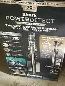 Top of the line shark power detect with auto vac base. No need to empty it out it does it automatica...