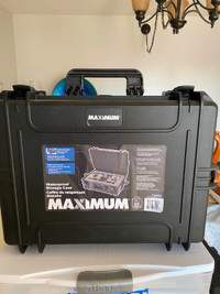 Maximum -Waterproof toolbox