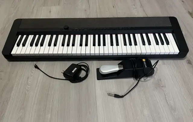 Casio CT-S1 Piano Keyboard, Sustain Pedal Included in Pianos & Keyboards in London - Image 3