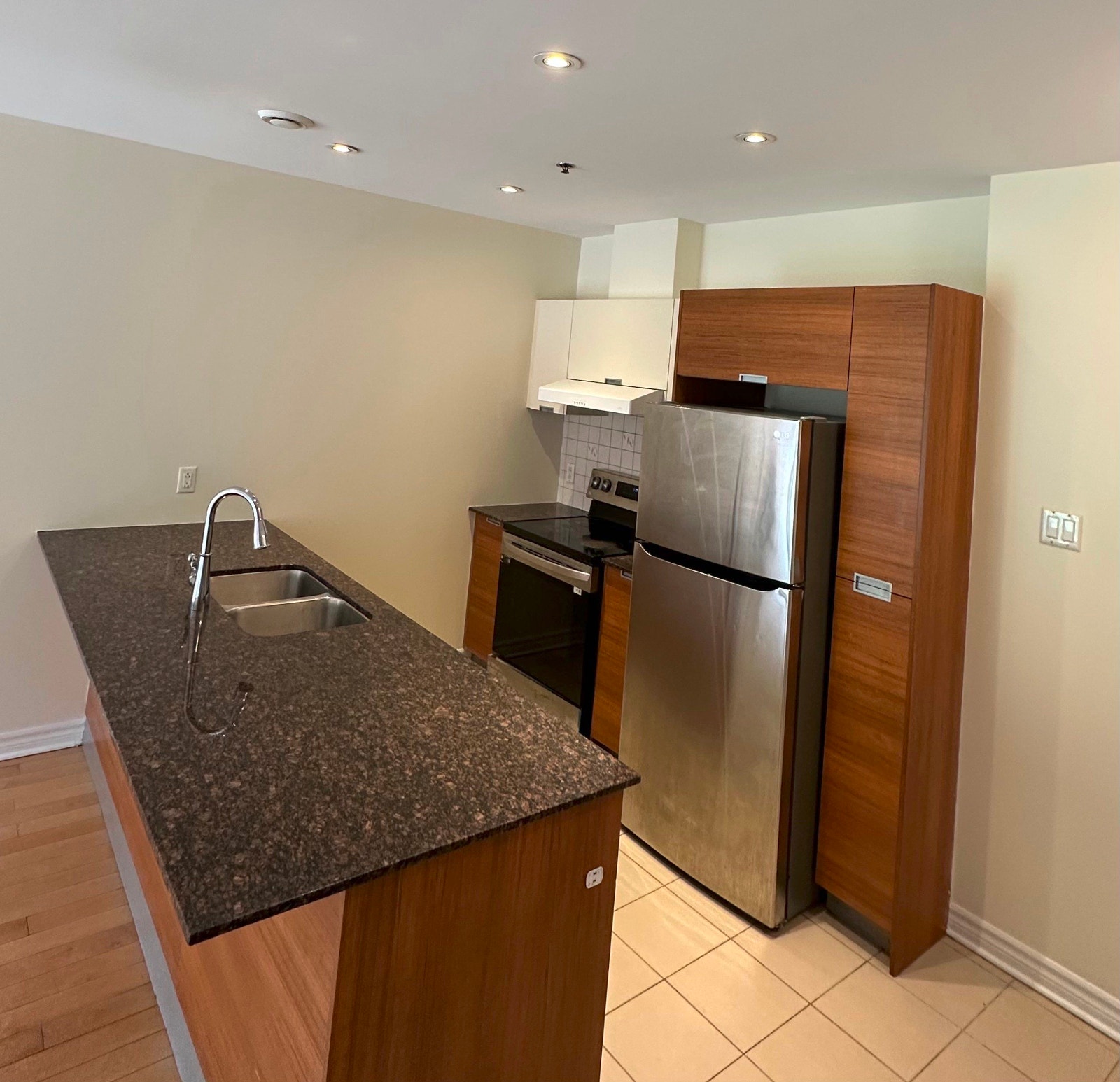 5 1/2 condo for rent — photo 2