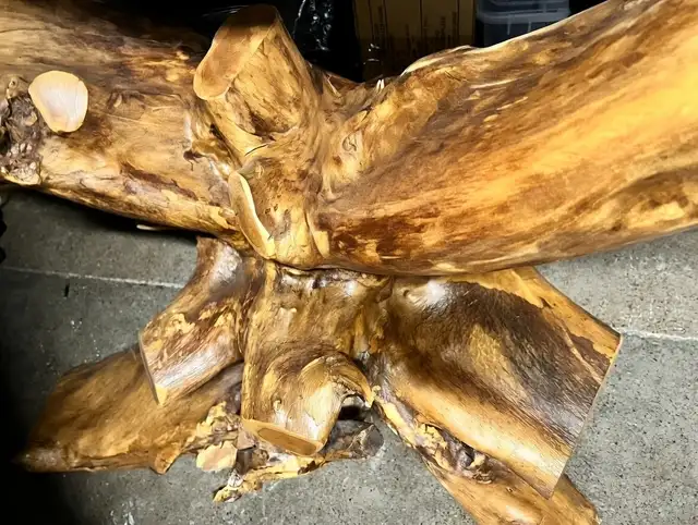 Natural Teak Root Bar Table and Stools in Dining Tables & Sets in City of Toronto - Image 3