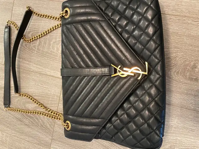 YSL Saint Laurent authentic bag ：Price not negotiable in Women's - Bags & Wallets in City of Toronto - Image 3