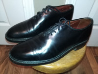 Vintage Dack's Men's Dress Shoes With Black Leather Uppers & Sti