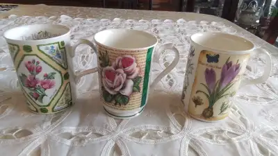 ROY KIRKHANM BONE CHINA MUGS - BOTANICAL FLOWERS ENGLAND  $12 EA, View more