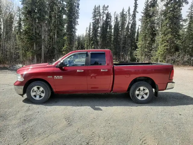 2015 DODGE RAM 1500 CREW CAB SHORT BOX 4X4 OBO/TRADE