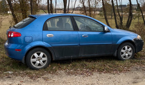 2004 Chevrolet Optra 5