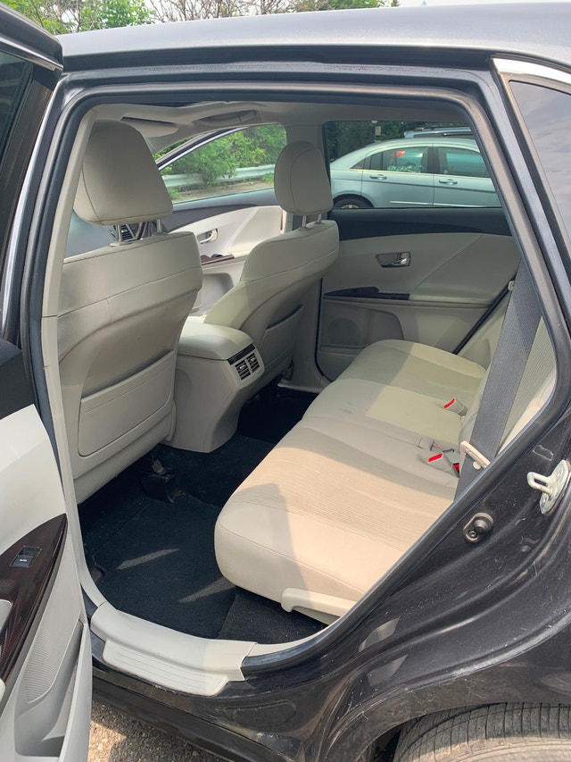 2010 Toyota Venza V6 — photo 3